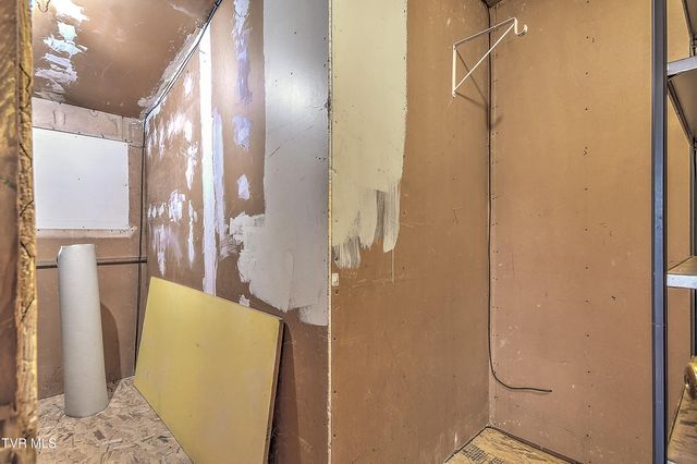 1621 Belmeade Drive, Kingsport, TN 37664