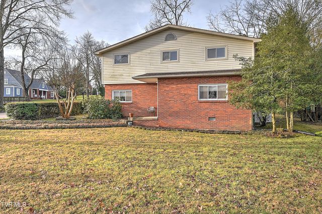 1621 Belmeade Drive, Kingsport, TN 37664