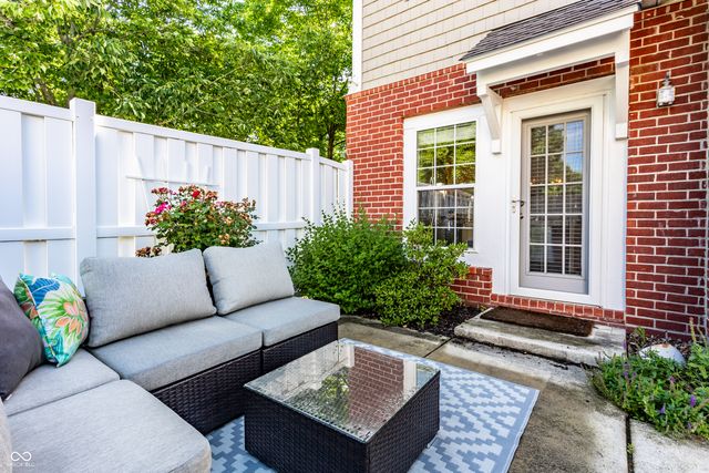 15542 Clearbrook Street, Westfield, IN 46074