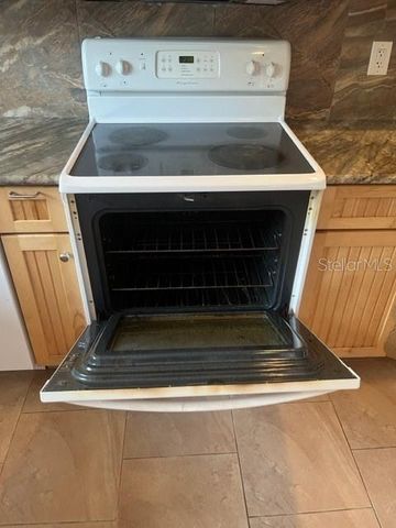 6921 WASHINGTON STREET 3, New Port Richey, FL 34652