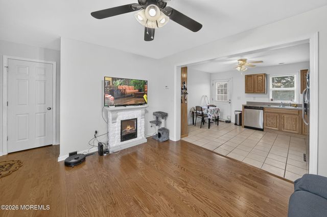 907 Harris Avenue, Union Beach, NJ 07735