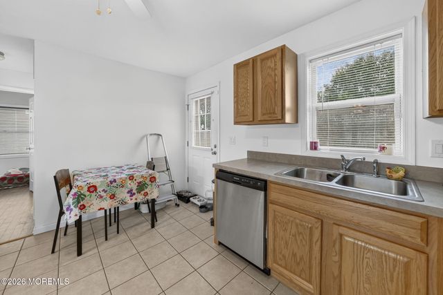 907 Harris Avenue, Union Beach, NJ 07735