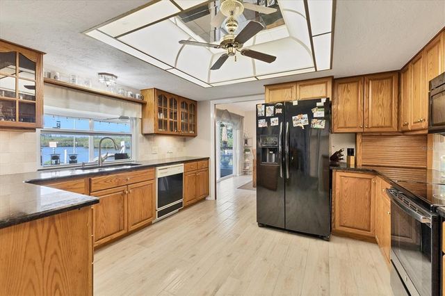 5206 18TH AVENUE E, Bradenton, FL 34208