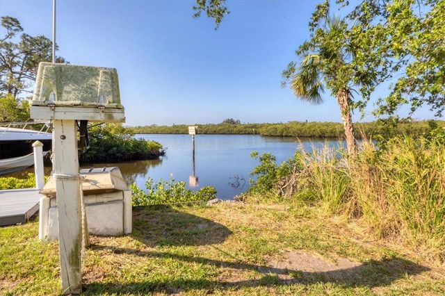 5206 18TH AVENUE E, Bradenton, FL 34208