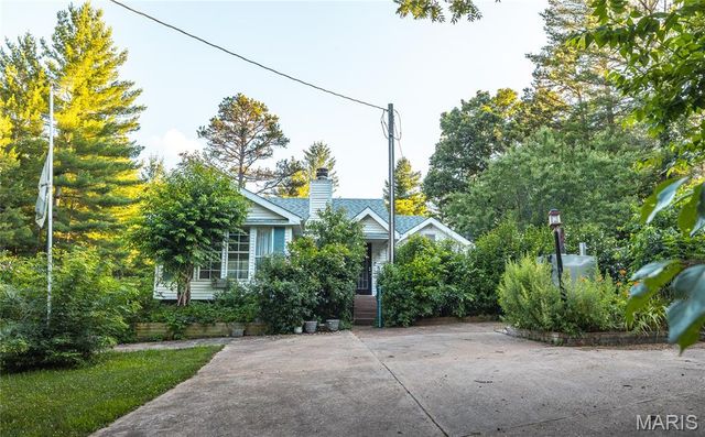 20 Berryman Cutoff Road, Steelville, MO 65565