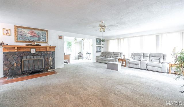 20 Berryman Cutoff Road, Steelville, MO 65565