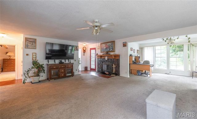 20 Berryman Cutoff Road, Steelville, MO 65565