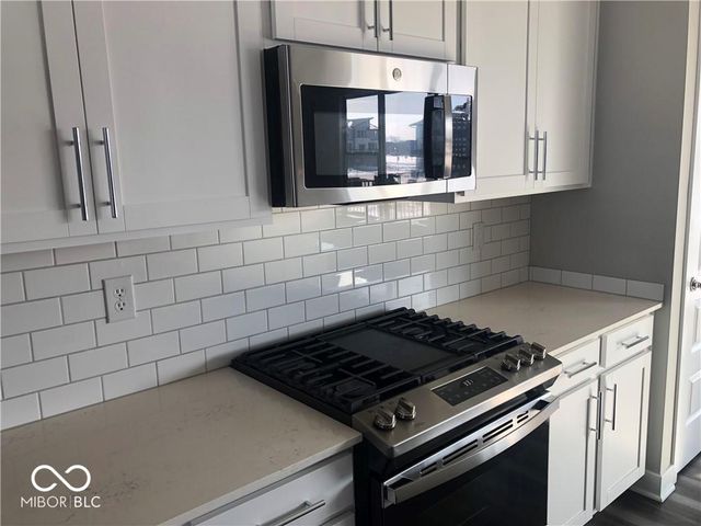 13519 E 134th Street, Fishers, IN 46038