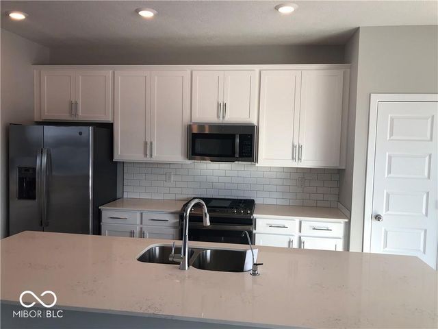13519 E 134th Street, Fishers, IN 46038