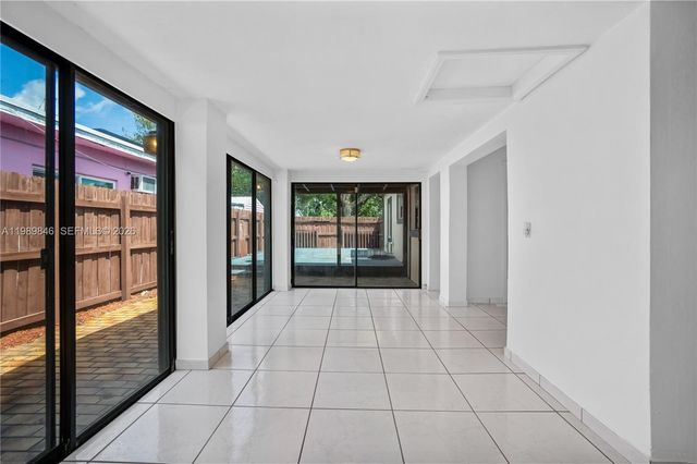 17831 NE 13th Ave, North Miami Beach, FL 33162