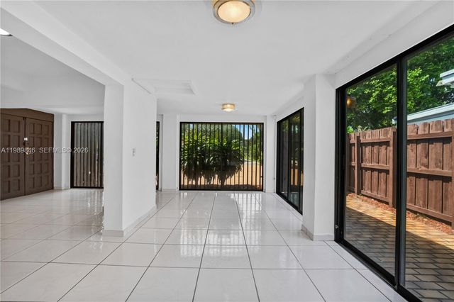 17831 NE 13th Ave, North Miami Beach, FL 33162