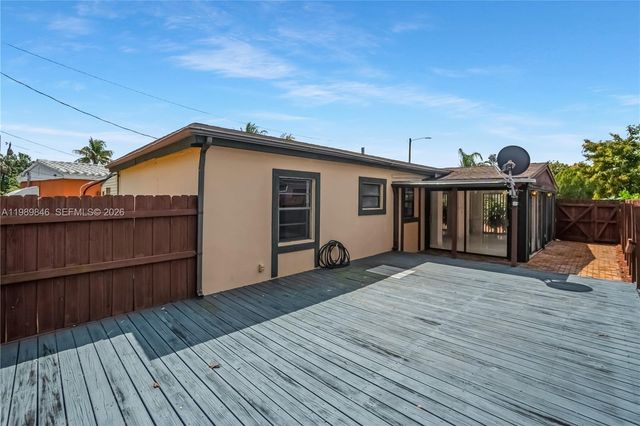 17831 NE 13th Ave, North Miami Beach, FL 33162