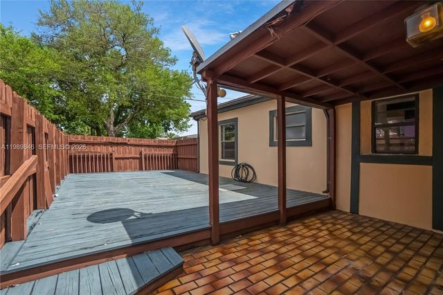 17831 NE 13th Ave, North Miami Beach, FL 33162