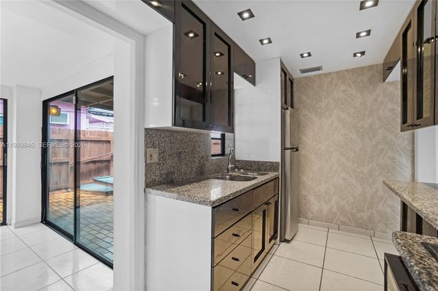 17831 NE 13th Ave, North Miami Beach, FL 33162