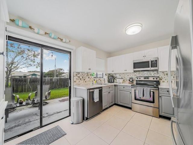 698 SW Veronica Avenue, Port St Lucie, FL 34953