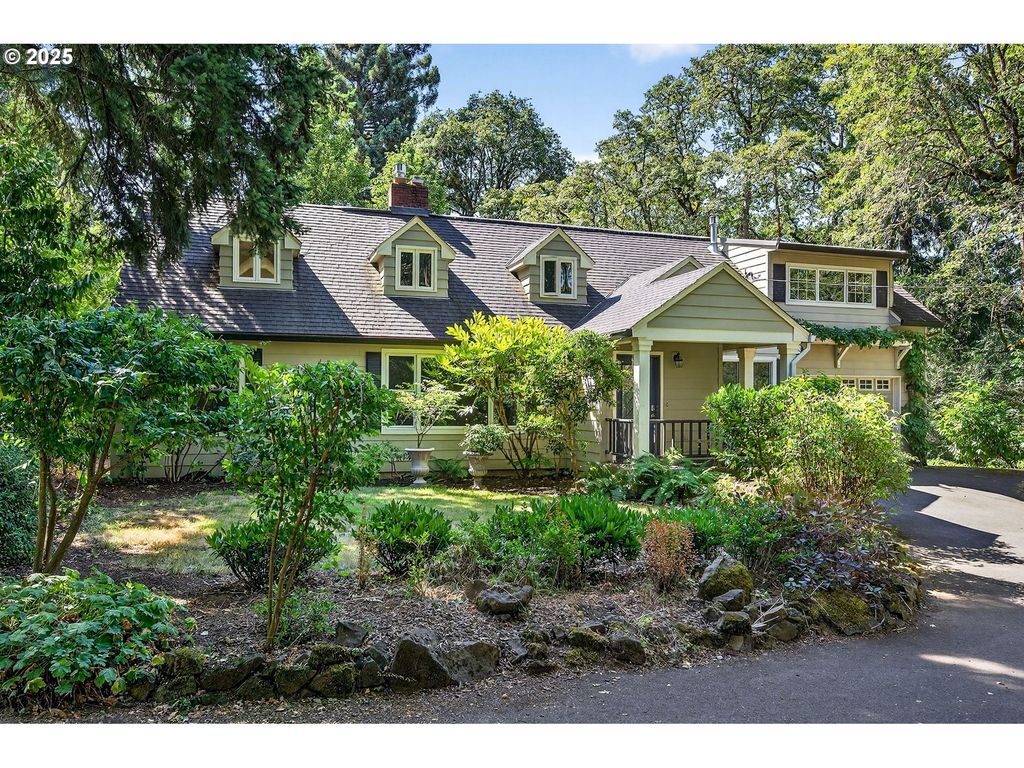 1510 Se ETON Ln, Milwaukie, OR 97222