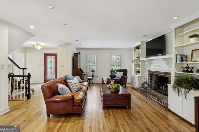 1151 Roxboro Cove NE, Atlanta, GA 30324