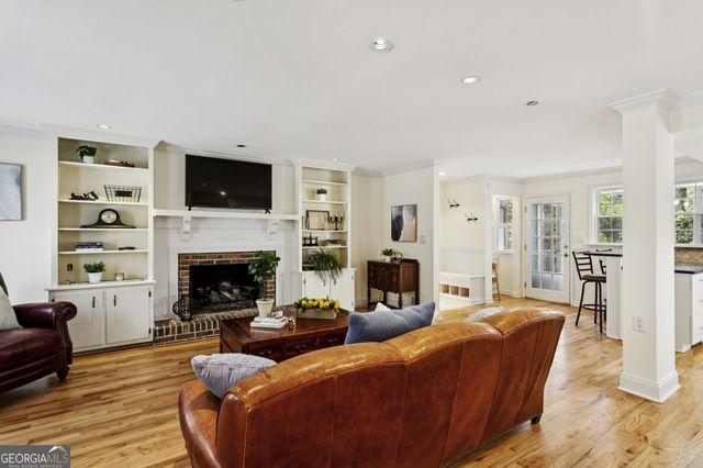 1151 Roxboro Cove NE, Atlanta, GA 30324