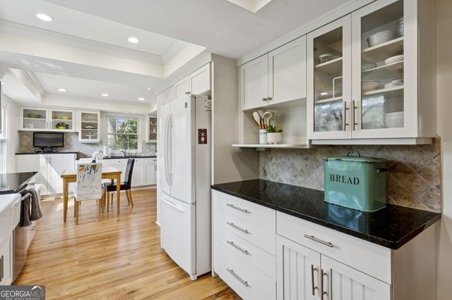 1151 Roxboro Cove NE, Atlanta, GA 30324