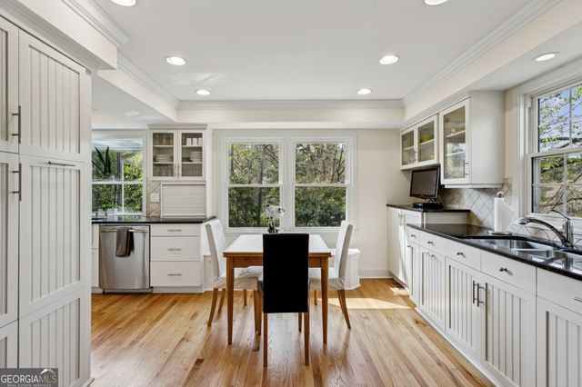 1151 Roxboro Cove NE, Atlanta, GA 30324