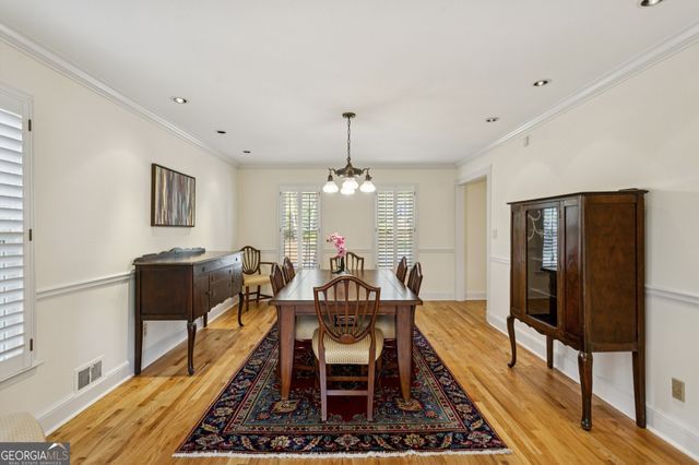 1151 Roxboro Cove NE, Atlanta, GA 30324