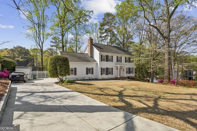 1151 Roxboro Cove NE, Atlanta, GA 30324