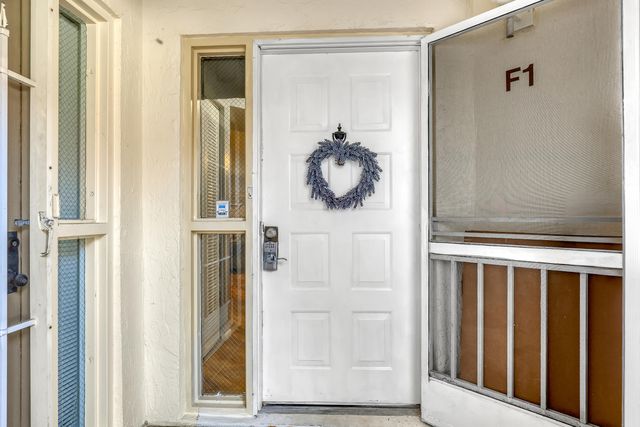 105 Half Moon Circle F1, Hypoluxo, FL 33462