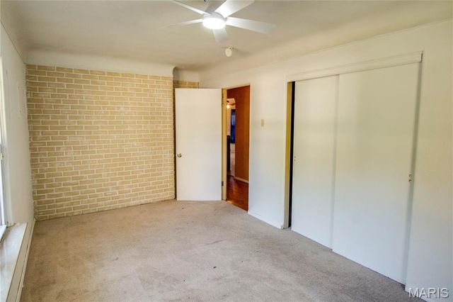 33 Southern Drive, Belleville, IL 62223