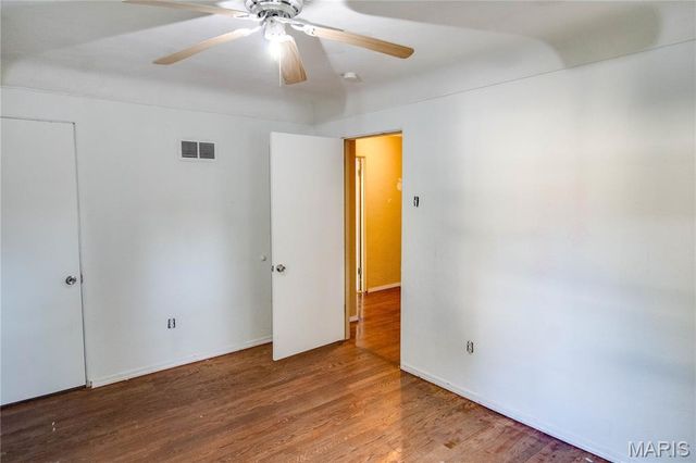 33 Southern Drive, Belleville, IL 62223