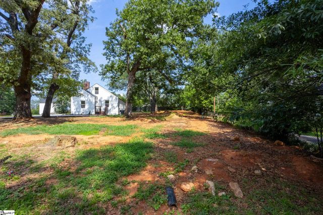 19 Willow Springs Drive, Greenville, SC 29607
