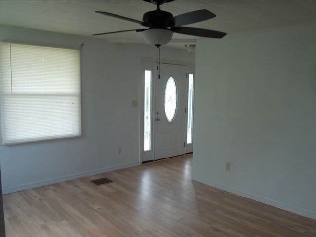 503 Greenfield Rd, Vanderbilt, PA 15486