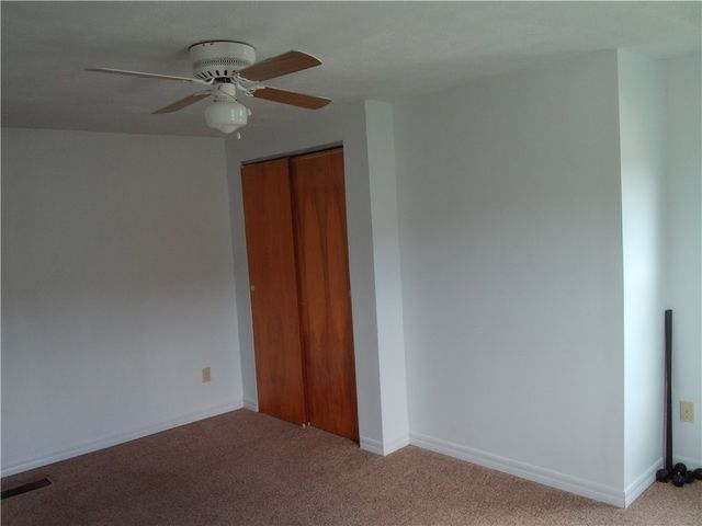 503 Greenfield Rd, Vanderbilt, PA 15486