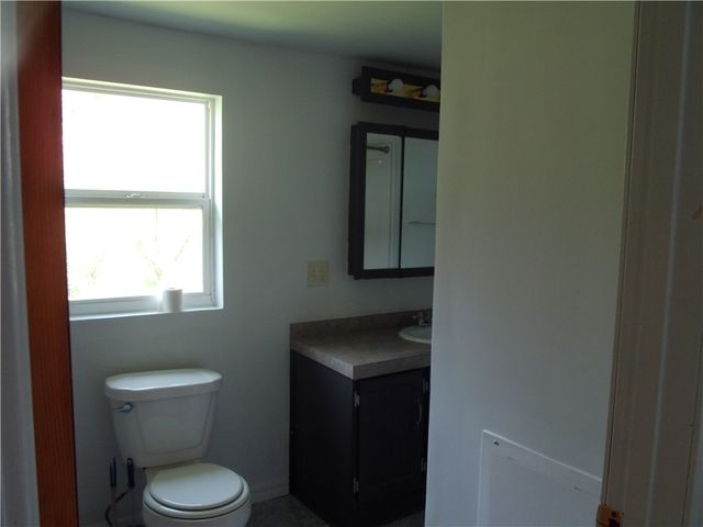 503 Greenfield Rd, Vanderbilt, PA 15486