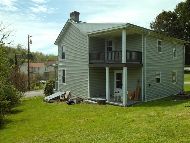 503 Greenfield Rd, Vanderbilt, PA 15486