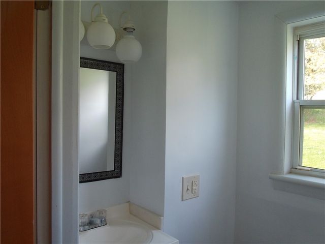 503 Greenfield Rd, Vanderbilt, PA 15486