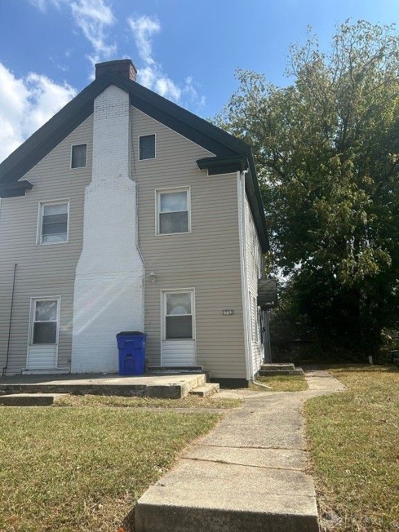 1712 Catalpa Drive, Dayton, OH 45406