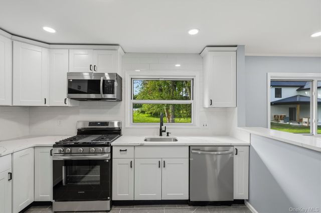 995 State Route 17K, Montgomery, NY 12549