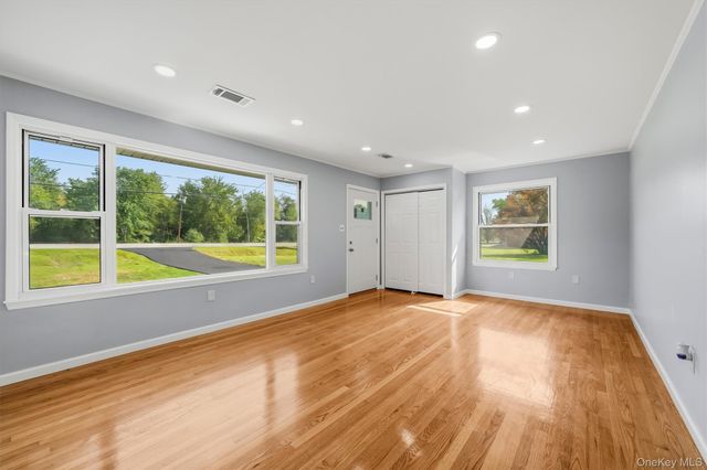 995 State Route 17K, Montgomery, NY 12549