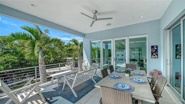 705 JUNGLE QUEEN WAY, Longboat Key, FL 34228