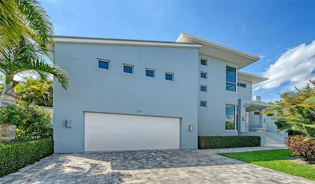 705 JUNGLE QUEEN WAY, Longboat Key, FL 34228