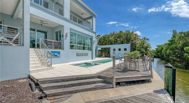 705 JUNGLE QUEEN WAY, Longboat Key, FL 34228