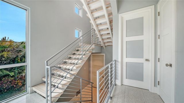 705 JUNGLE QUEEN WAY, Longboat Key, FL 34228