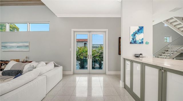 705 JUNGLE QUEEN WAY, Longboat Key, FL 34228