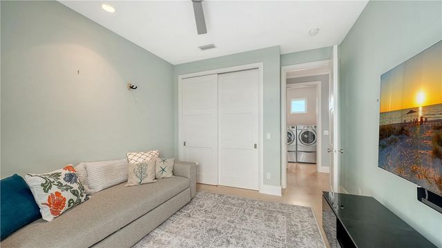 705 JUNGLE QUEEN WAY, Longboat Key, FL 34228