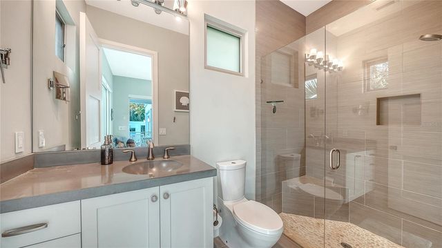 705 JUNGLE QUEEN WAY, Longboat Key, FL 34228