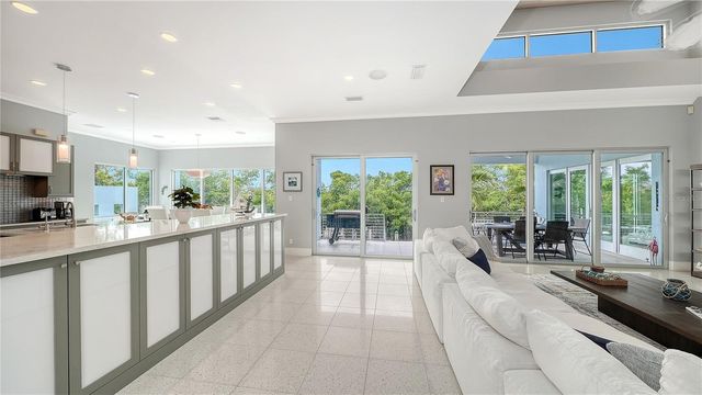 705 JUNGLE QUEEN WAY, Longboat Key, FL 34228