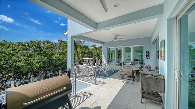 705 JUNGLE QUEEN WAY, Longboat Key, FL 34228