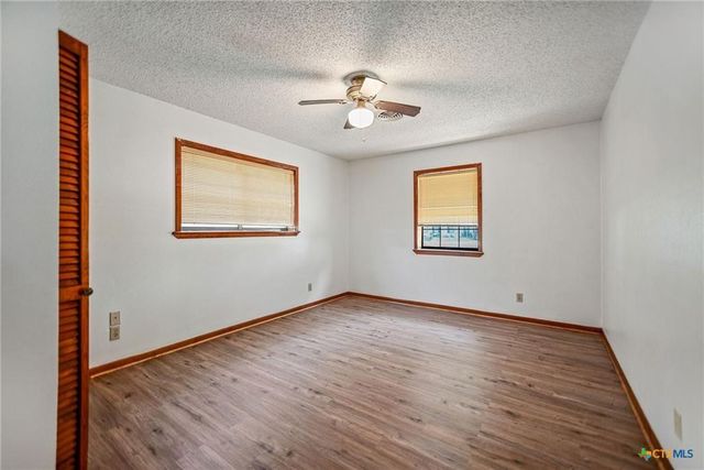 181 Pecan Drive, Port Lavaca, TX 77979