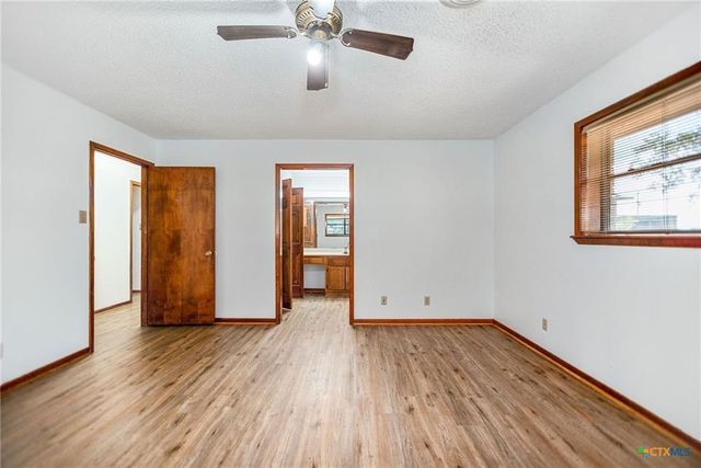 181 Pecan Drive, Port Lavaca, TX 77979