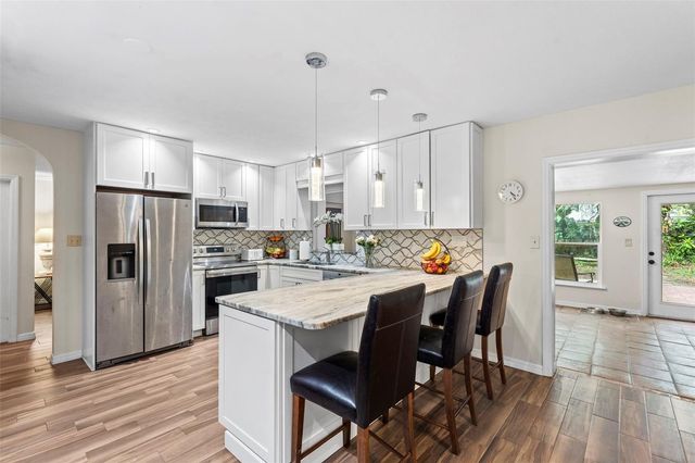 4405 W MELROSE AVENUE, Tampa, FL 33629